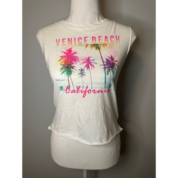 White‎ Graphic Tank Top - Picture 1 of 4